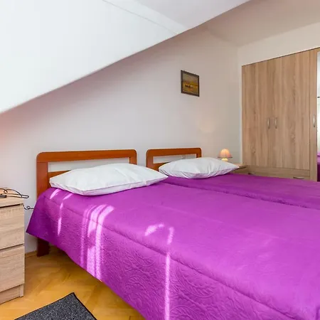 Bellevue Apartment